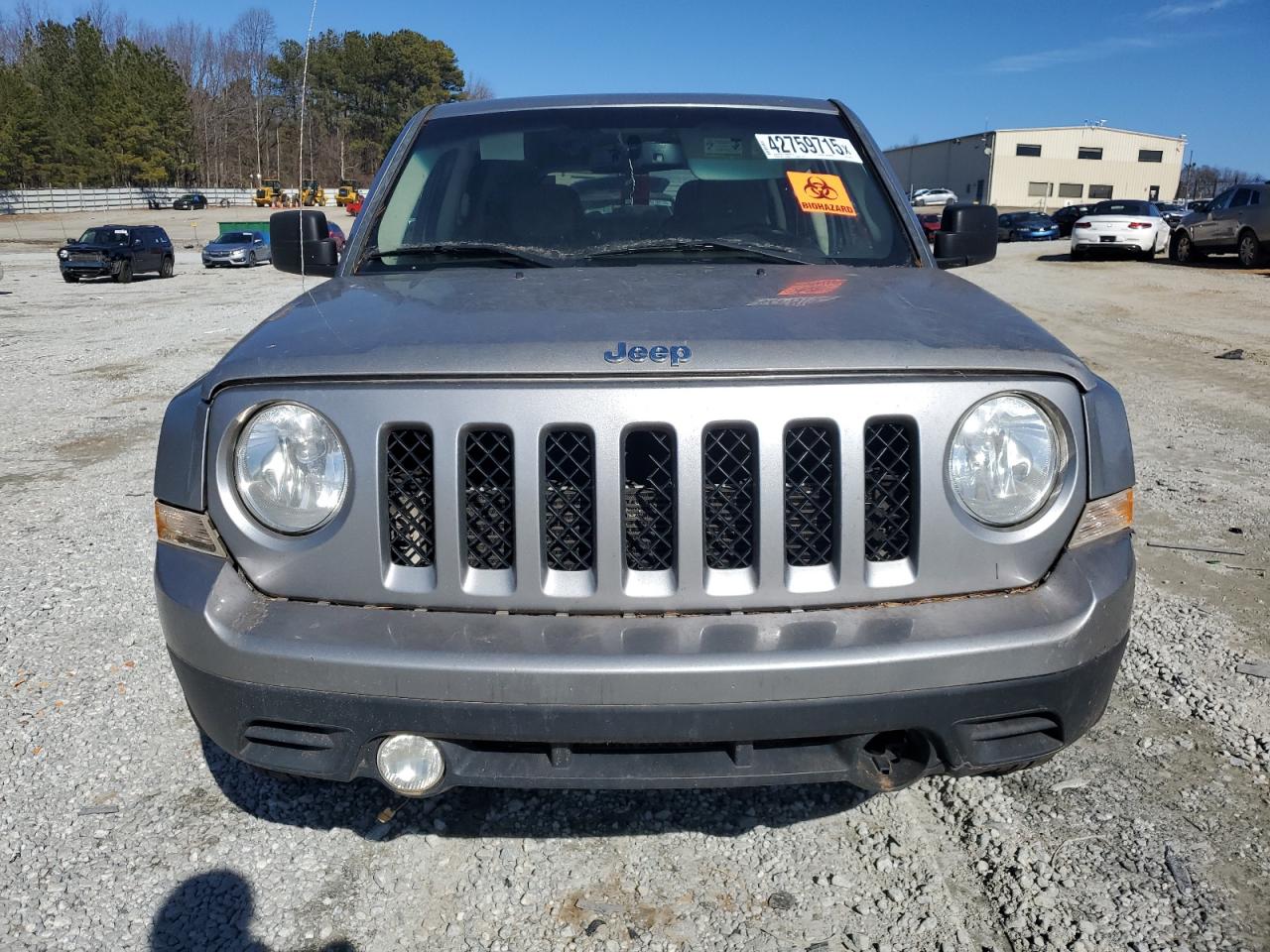 2015 Jeep Liberty (Patriot) VIN 1C4NJPFB1FD158076 Copart auction photo, mechanical / minor dent/scratches damage thumbnail 5