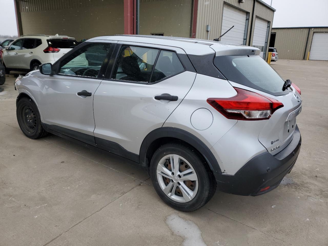 2020 Nissan Kicks VIN 3N1CP5BV5LL493196 Copart auction photo, front end damage thumbnail 2
