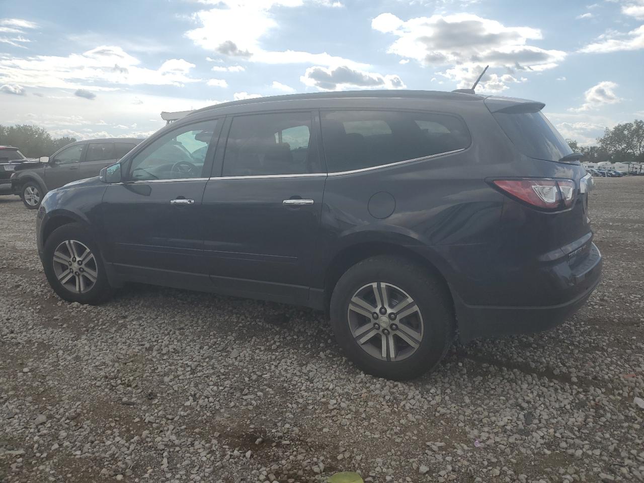 2017 Chevrolet Traverse VIN 1GNKVGKD2HJ110032 Copart auction photo, front end / side damage thumbnail 2