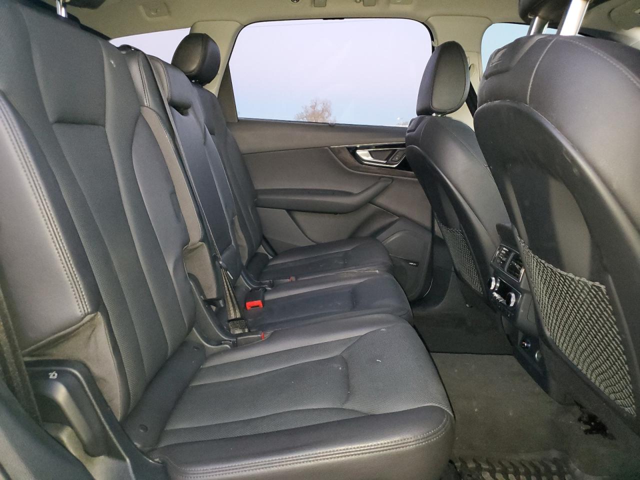 2019 Audi Q7 VIN WA1VAAF71KD024780 Copart auction photo, hail / minor dent/scratches damage thumbnail 11