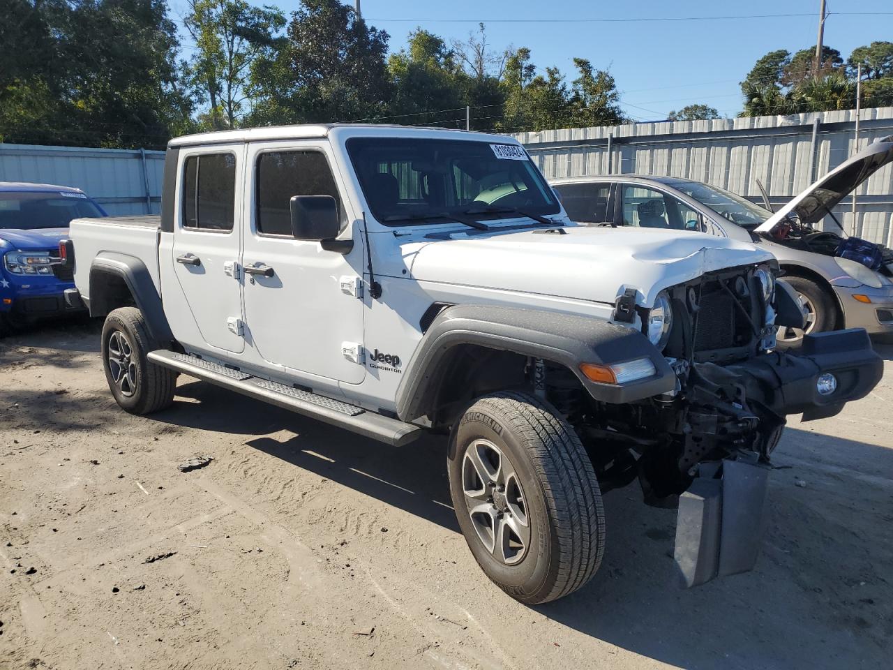 2021 Jeep Gladiator VIN 1C6HJTAG0ML530896 Copart auction photo, front end damage thumbnail 4