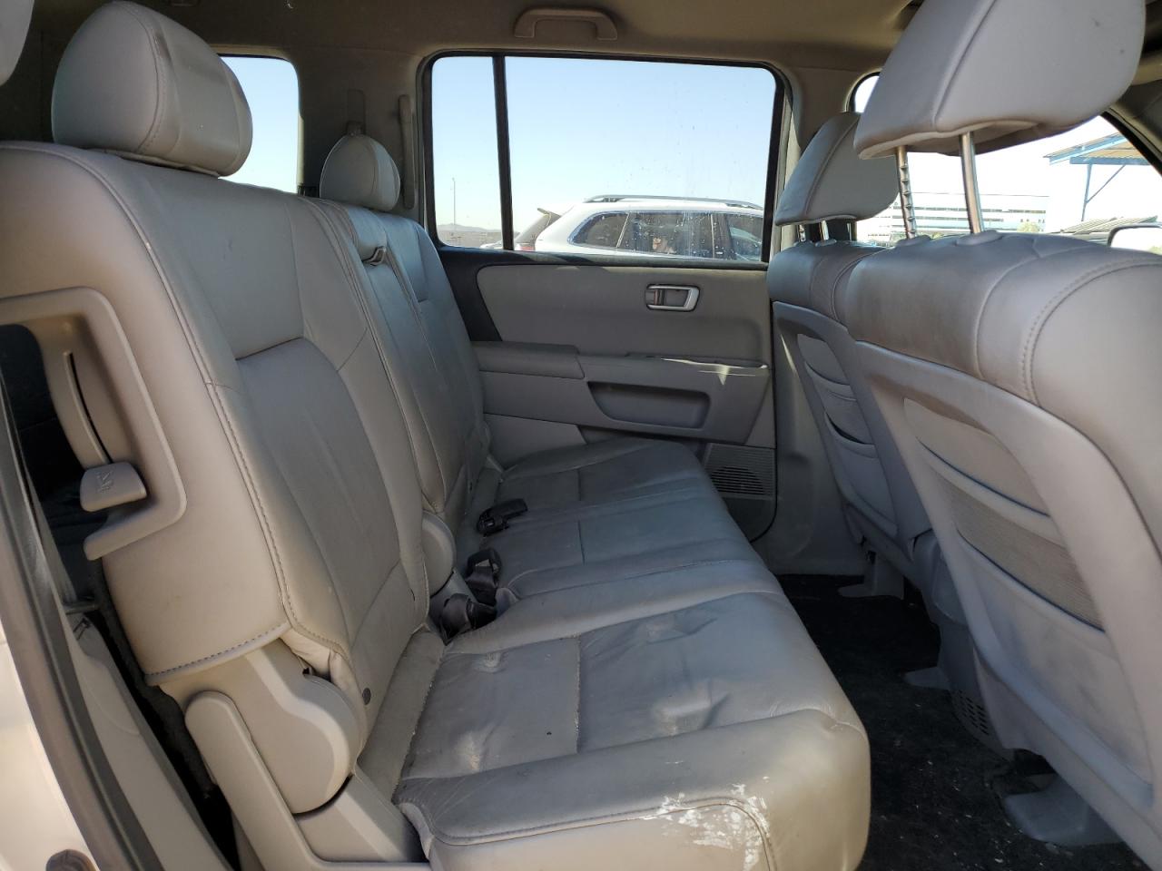 2010 Honda Pilot VIN 5FNYF4H50AB034953 Copart auction photo, all over damage thumbnail 12