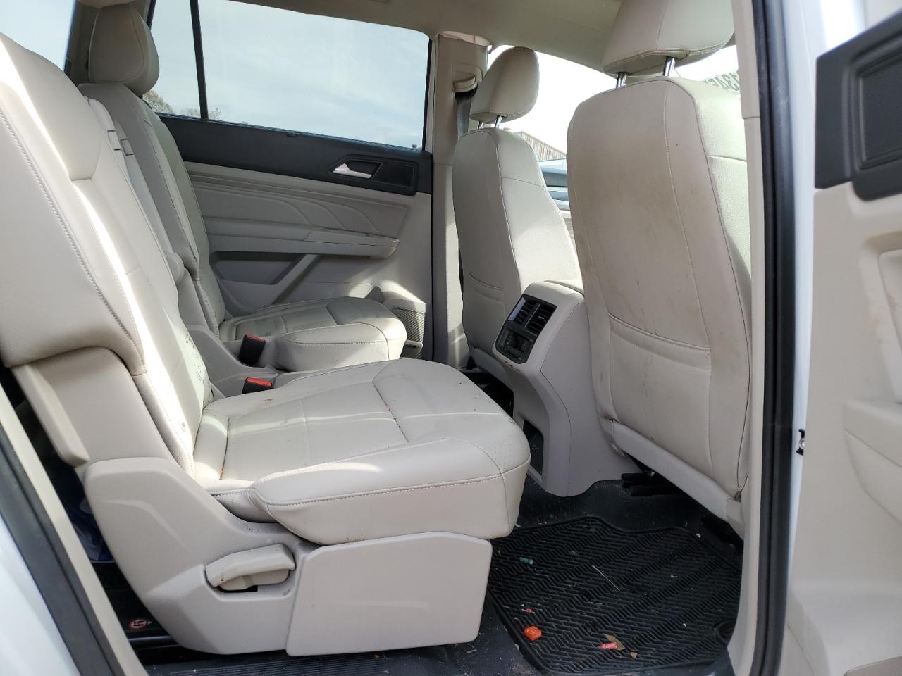 2021 Volkswagen Atlas VIN 1V2PR2CAXMC568005 Copart auction photo, front end damage thumbnail 12