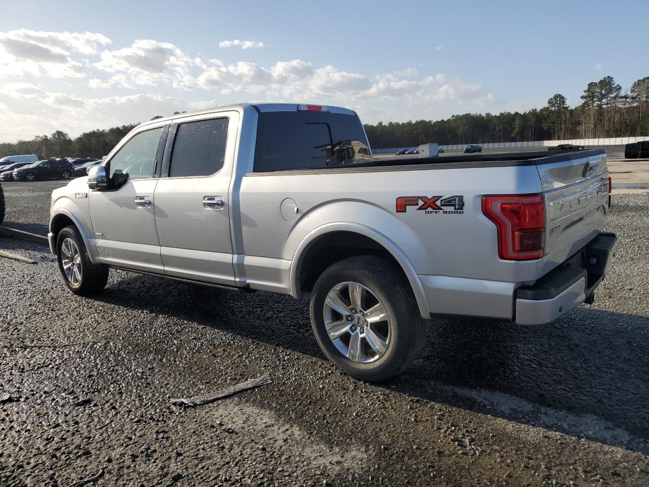 2015 Ford F-150 VIN 1FTFW1EG3FFC28424 Copart auction photo, normal wear damage thumbnail 2