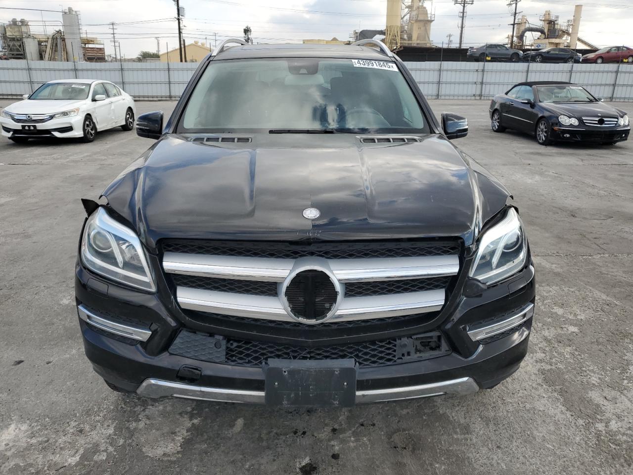 2013 Mercedes-Benz GL-klasse VIN 4JGDF7CE3DA136067 Copart auction photo, front end damage thumbnail 5