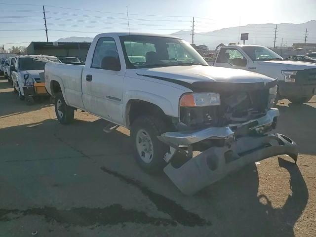 2003 GMC Sierra VIN 1GTHK24U63E375257 Copart auction photo, front end damage thumbnail 10