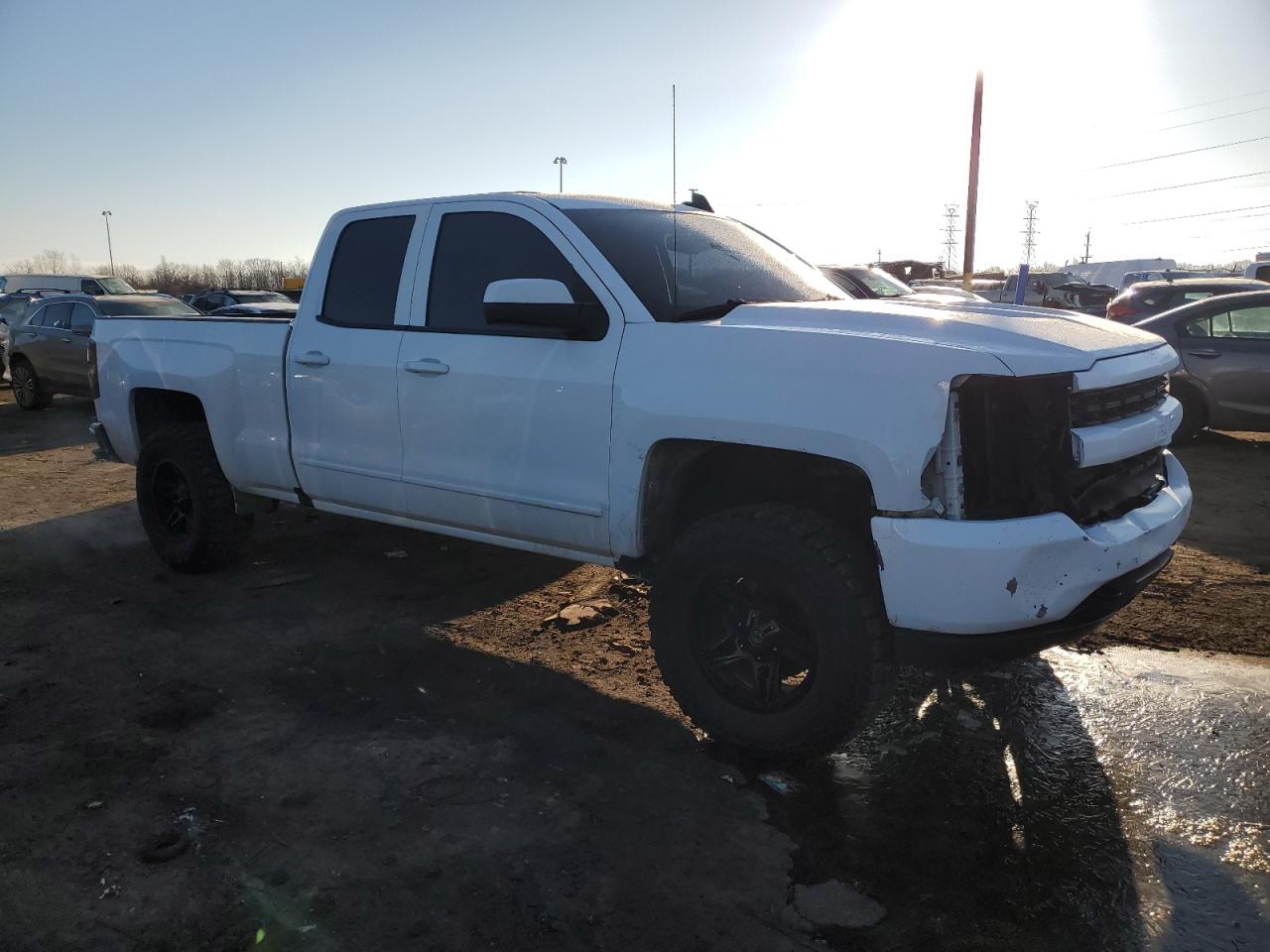 2019 Chevrolet Silverado VIN 2GCVKPEC6K1131369 Copart auction photo, front end damage thumbnail 4