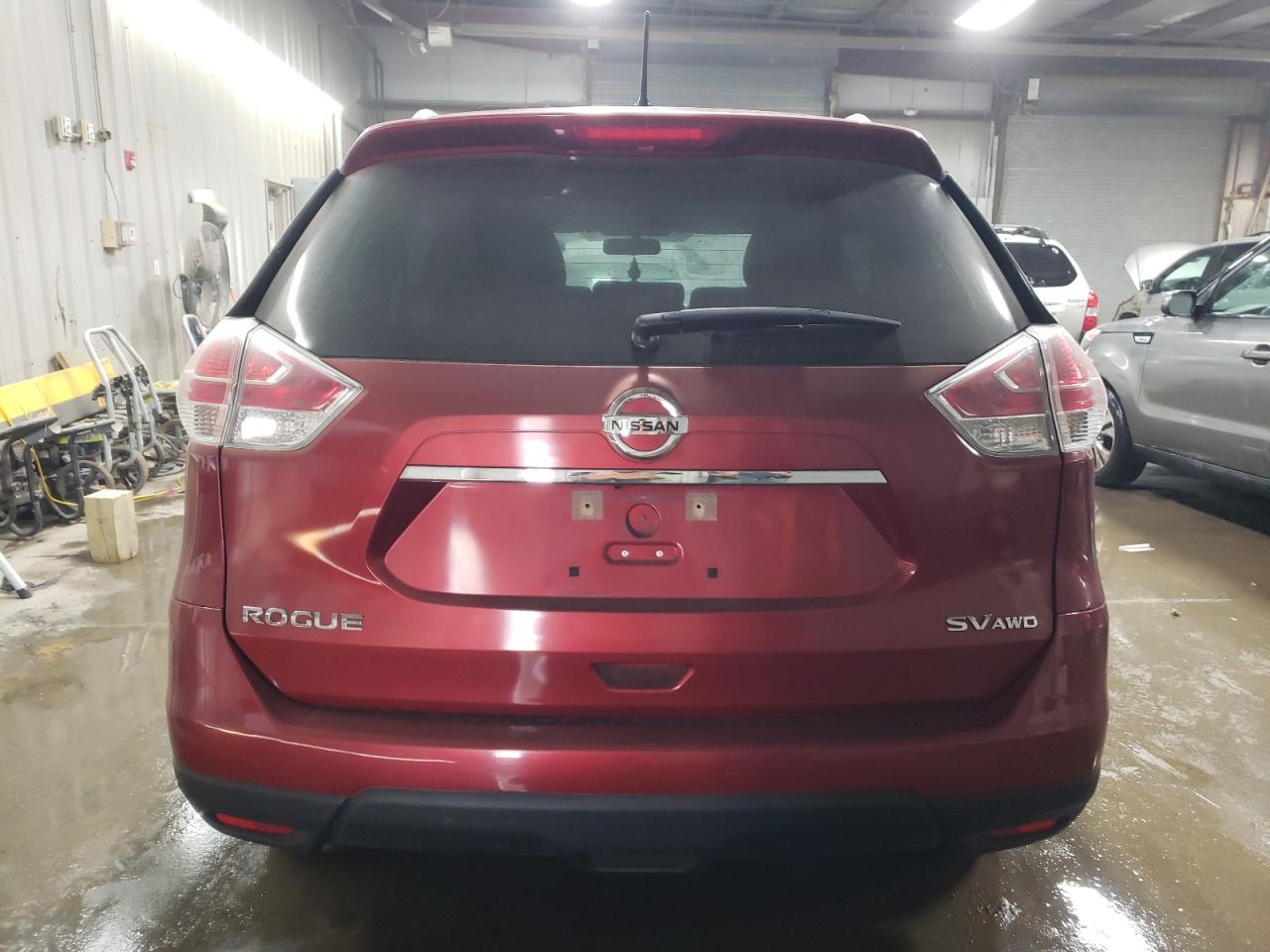 2015 Nissan Rogue VIN KNMAT2MV2FP563399 Copart auction photo, burn - interior damage thumbnail 6