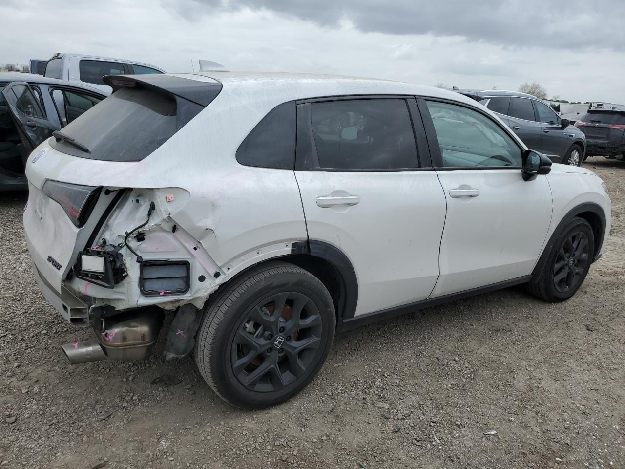 2024 Honda HR-V VIN 3CZRZ1H50RM750330 Copart auction photo, rear end / side damage thumbnail 3