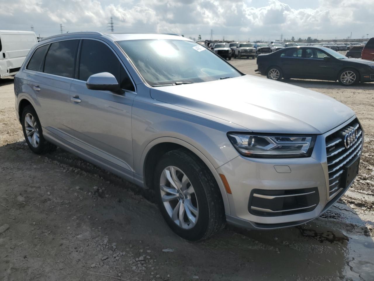 2019 Audi Q7 VIN WA1AAAF78KD020109 Copart auction photo, mechanical / minor dent/scratches damage thumbnail 4