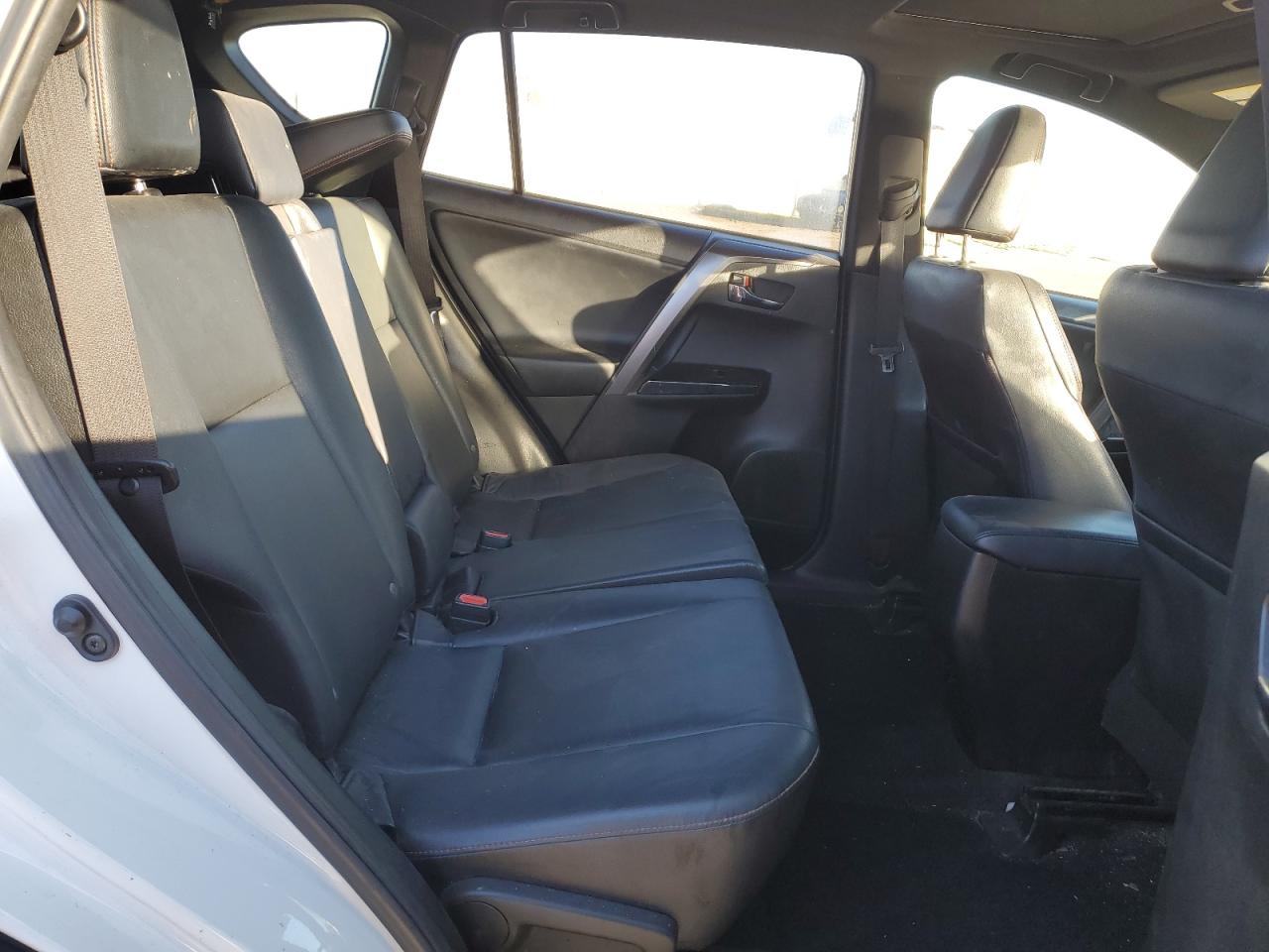 2018 Toyota RAV 4 VIN JTMJFREV9JJ184796 Copart auction photo, front end / side damage thumbnail 10