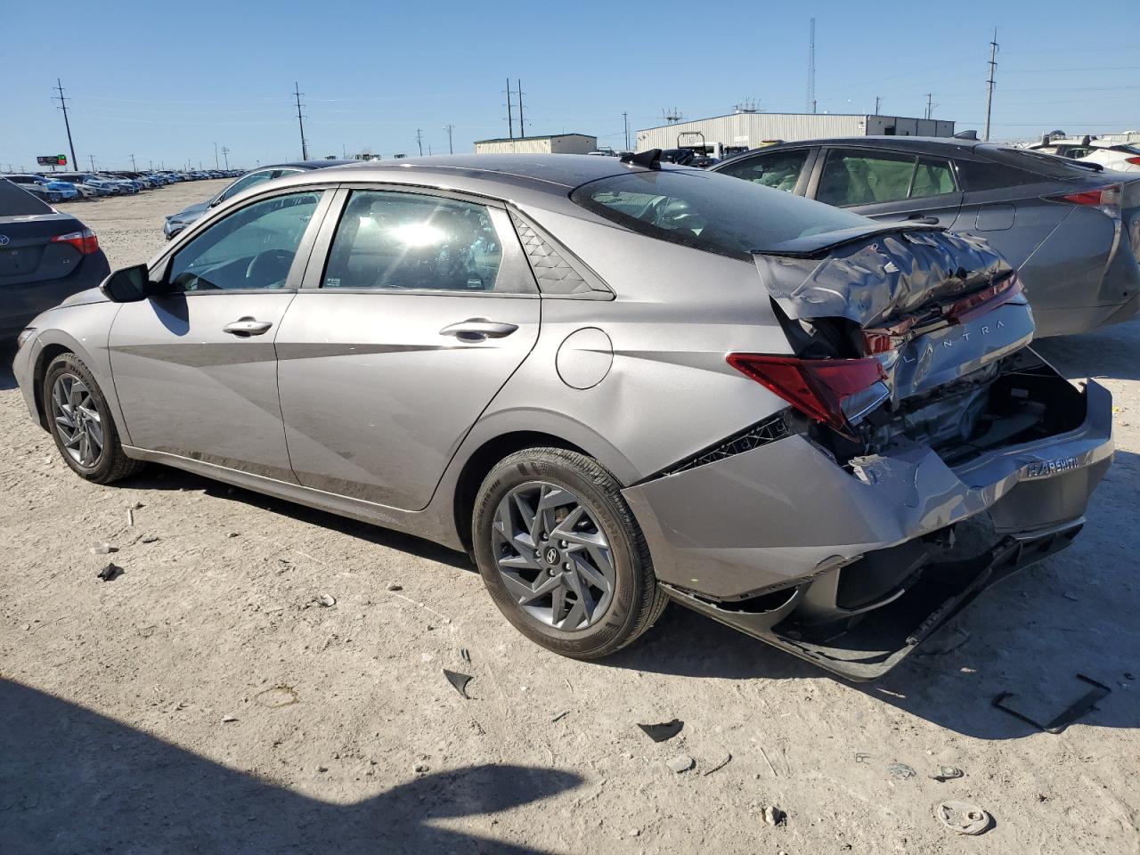 2024 Hyundai Elantra VIN KMHLM4DG6RU663963 Copart auction photo, rear end damage thumbnail 2