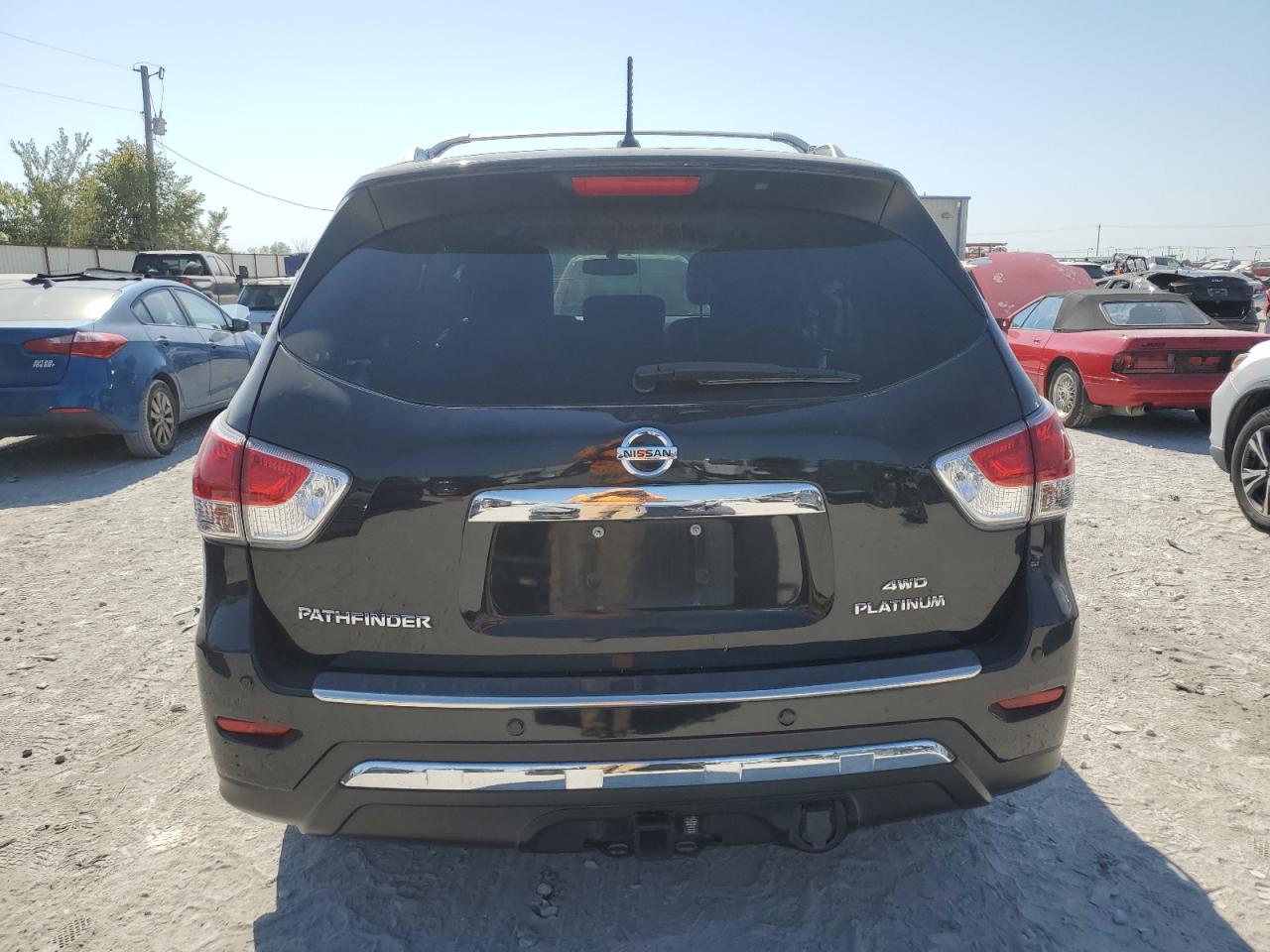 2015 Nissan Pathfinder VIN 5N1AR2MM7FC701303 Copart auction photo, side / minor dent/scratches damage thumbnail 6
