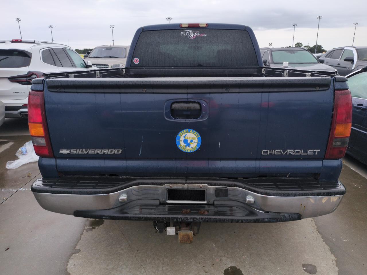 2001 Chevrolet Silverado VIN 2GCEC19V211208078 Copart auction photo, water/flood damage thumbnail 6