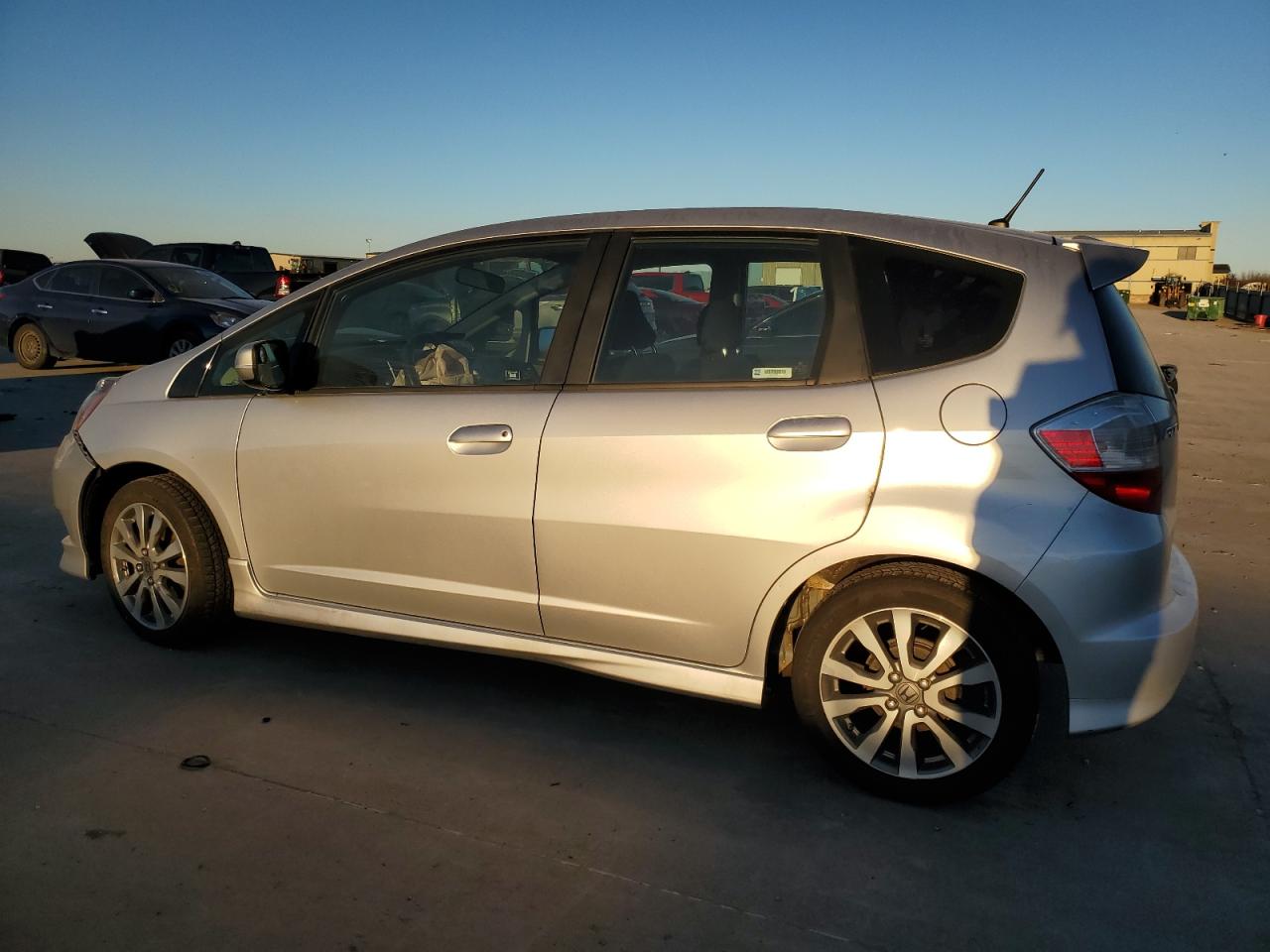2013 Honda Fit VIN JHMGE8H59DC011032 Copart auction photo, all over damage thumbnail 2