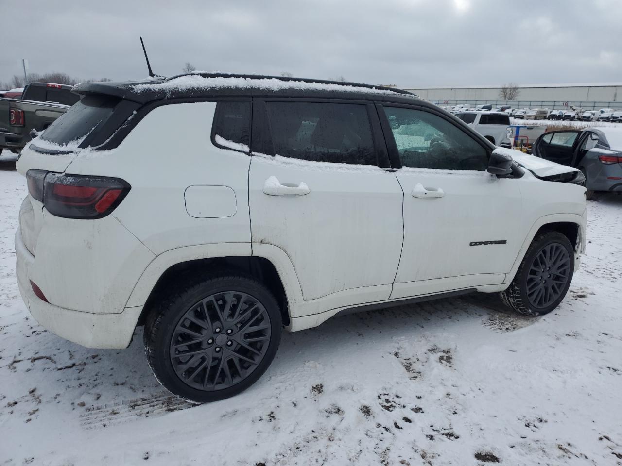 2022 Jeep Compass VIN 3C4NJDCB7NT207194 Copart auction photo, front end / side damage thumbnail 3