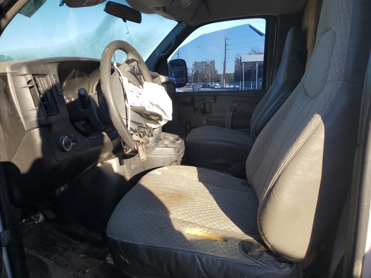 2008 Chevrolet Express VIN 1GCFG154381138760 Copart auction photo, front end damage thumbnail 7