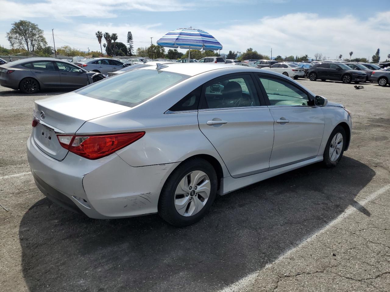 2014 Hyundai Sonata VIN 5NPEB4ACXEH817938 Copart auction photo, rear end / minor dent/scratches damage thumbnail 3