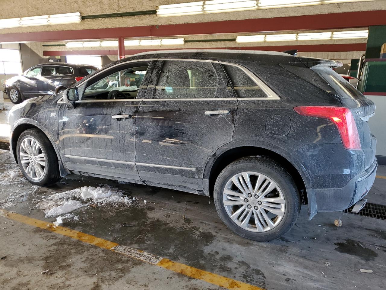 2017 Cadillac XT5 VIN 1GYKNCRS6HZ276488 Copart auction photo, rear end damage thumbnail 2