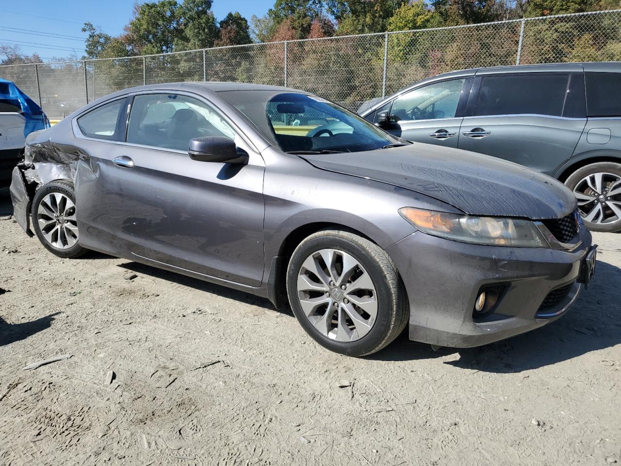 2013 Honda Accord VIN 1HGCT1B72DA022376 Copart auction photo, rear end / side damage thumbnail 4
