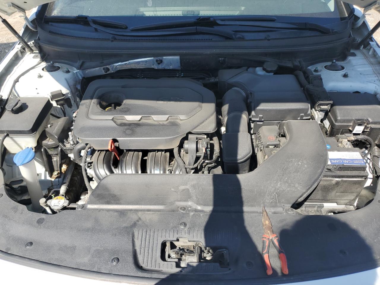 2015 Hyundai Sonata VIN 5NPE34AF6FH102258 Copart auction photo, all over damage thumbnail 11