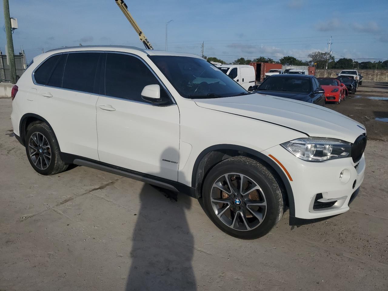 2018 BMW X5 VIN 5UXKR2C57J0X09705 Copart auction photo, rear end / front end damage thumbnail 4