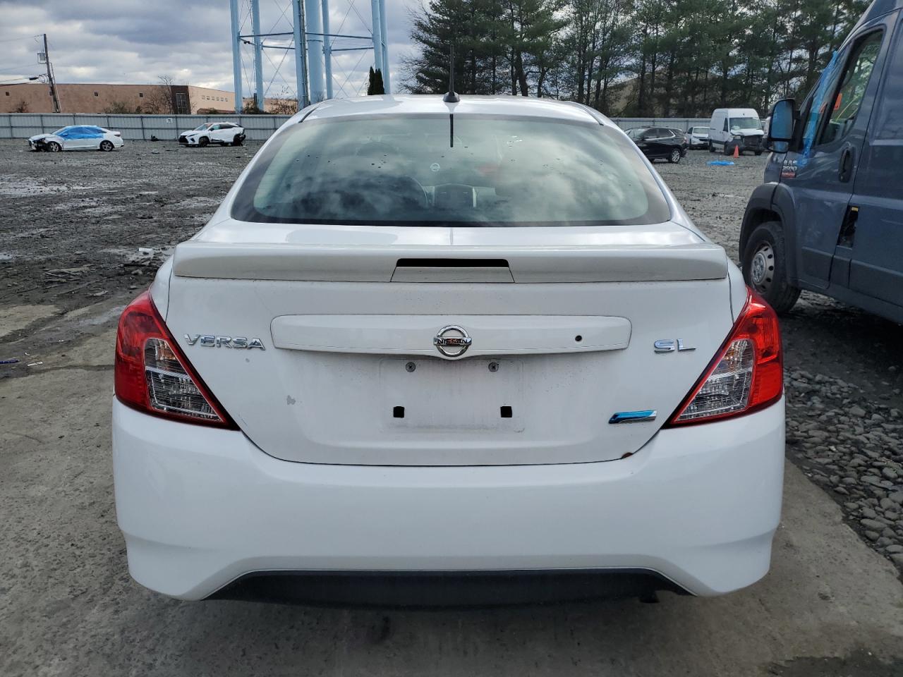2015 Nissan Versa VIN 3N1CN7AP7FL848281 Copart auction photo, minor dent/scratches damage thumbnail 6