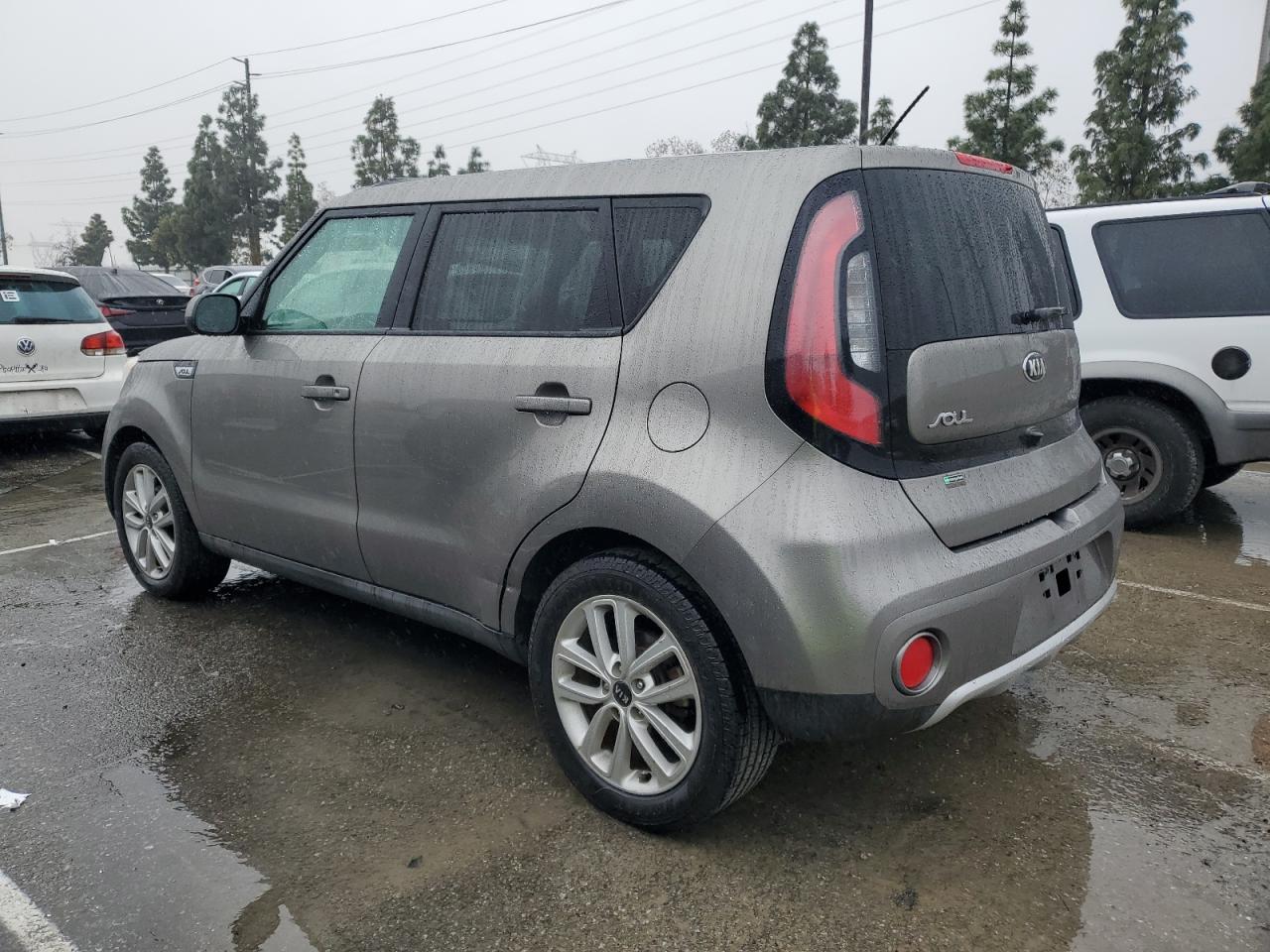 2018 KIA Soul VIN KNDJP3A59J7611486 Copart auction photo, front end damage thumbnail 2