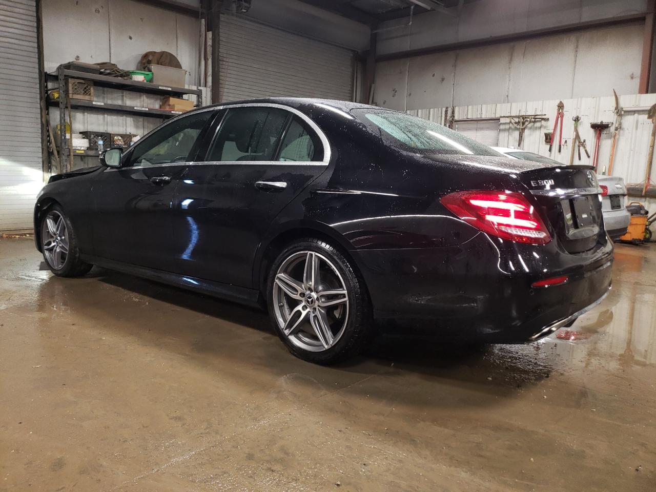 2018 Mercedes-Benz E-klasse VIN WDDZF4KB3JA343348 Copart auction photo, front end damage thumbnail 2