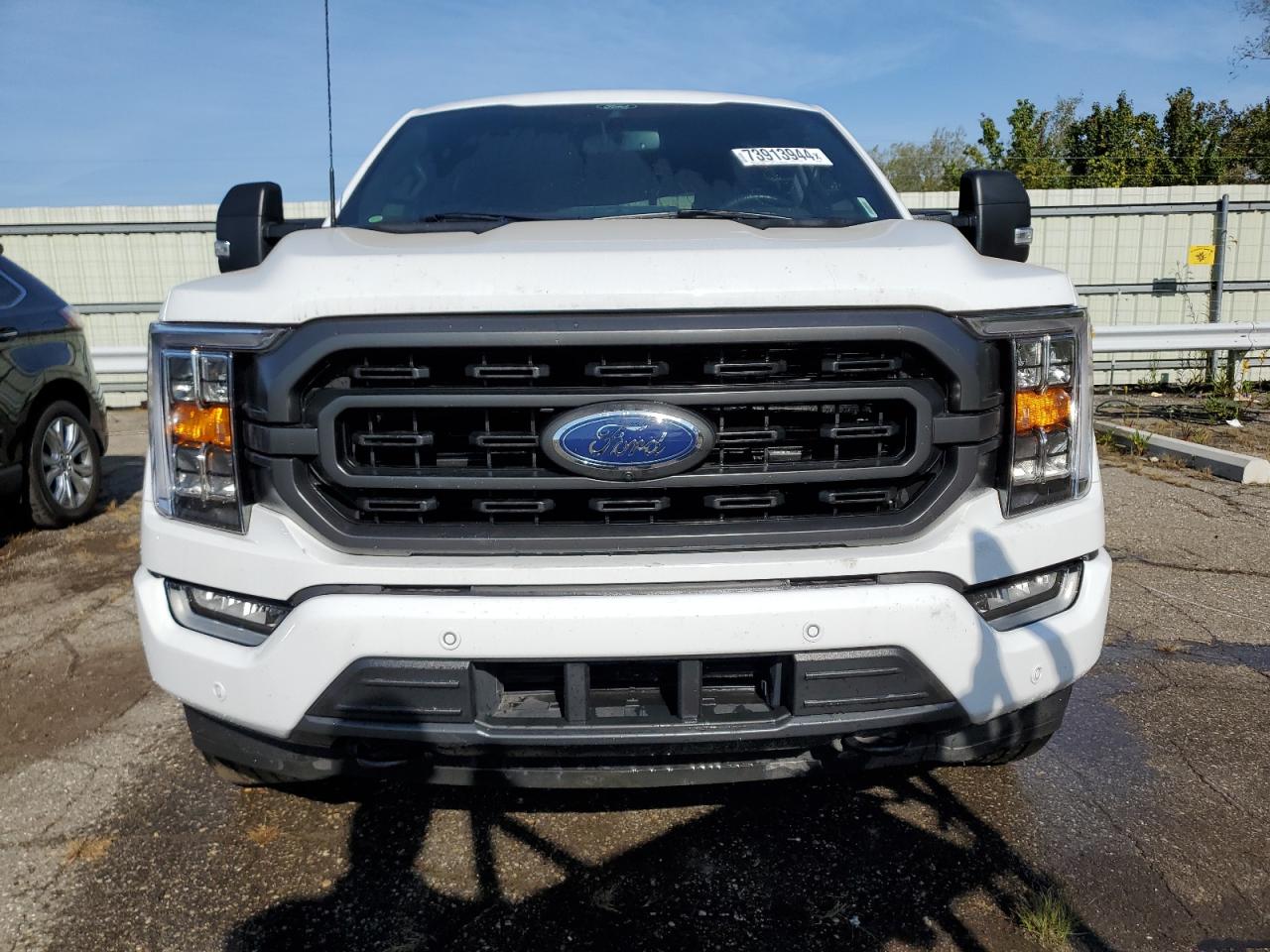 2022 Ford F-150 VIN 1FTFW1ED5NFB00951 Copart auction photo, minor dent/scratches damage thumbnail 5