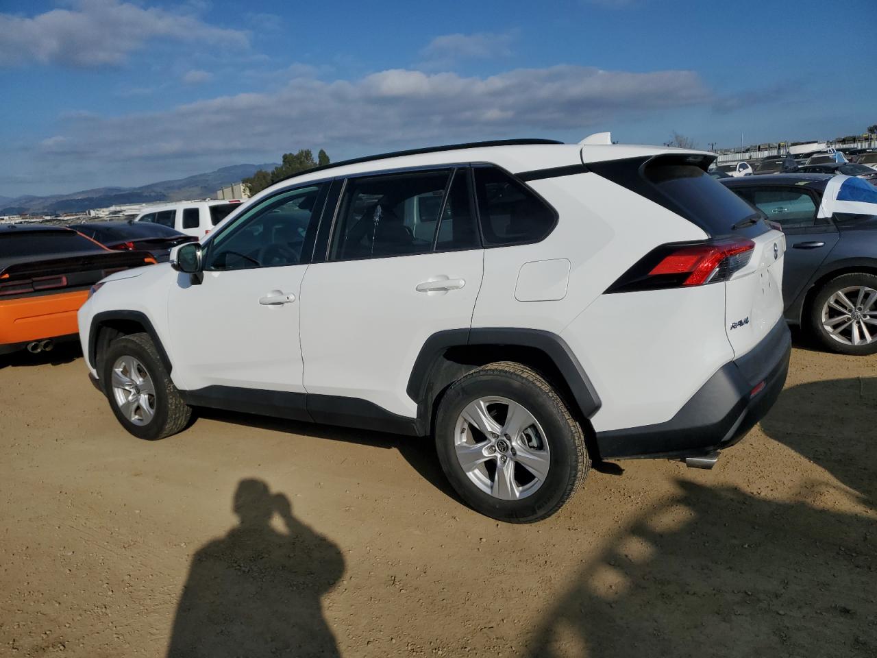 2021 Toyota RAV 4 VIN 2T3W1RFV7MW127683 Copart auction photo, side damage thumbnail 2