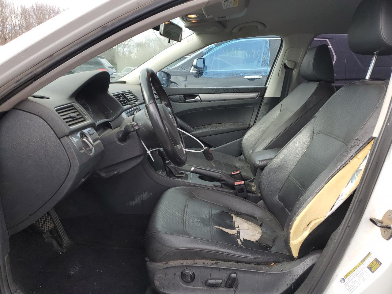2014 Volkswagen Passat VIN 1VWAT7A30EC057816 Copart auction photo, minor dent/scratches damage thumbnail 7