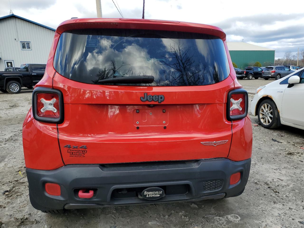 2017 Jeep Renegade VIN ZACCJBCB2HPF24503 Copart auction photo, front end / minor dent/scratches damage thumbnail 6