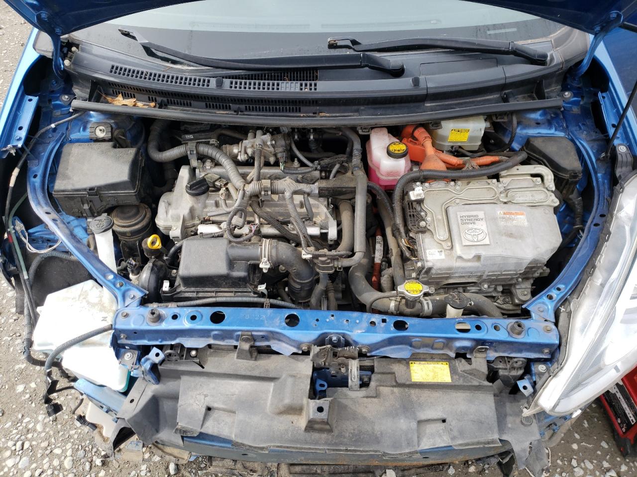 2015 Toyota Prius VIN JTDKDTB39F1585122 Copart auction photo, front end / side damage thumbnail 11