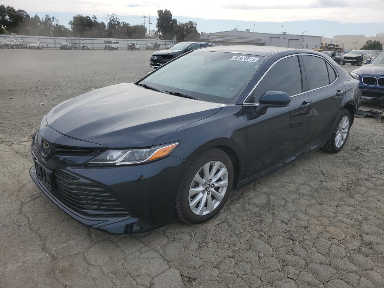 2018 Toyota Camry VIN 4T1B11HK6JU619970