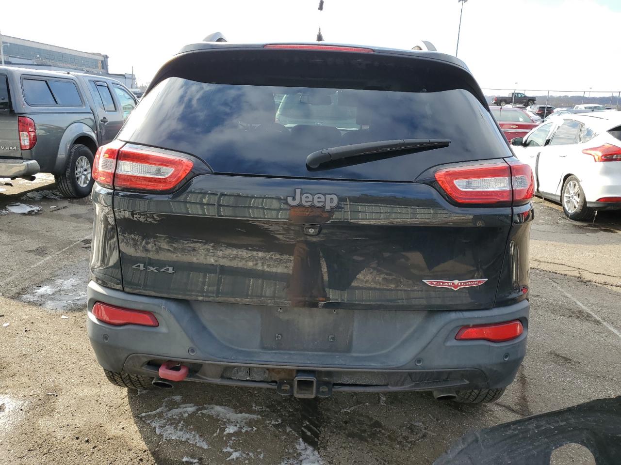 2015 Jeep Cherokee VIN 1C4PJMBSXFW545338 Copart auction photo, frame damage / front end damage thumbnail 6
