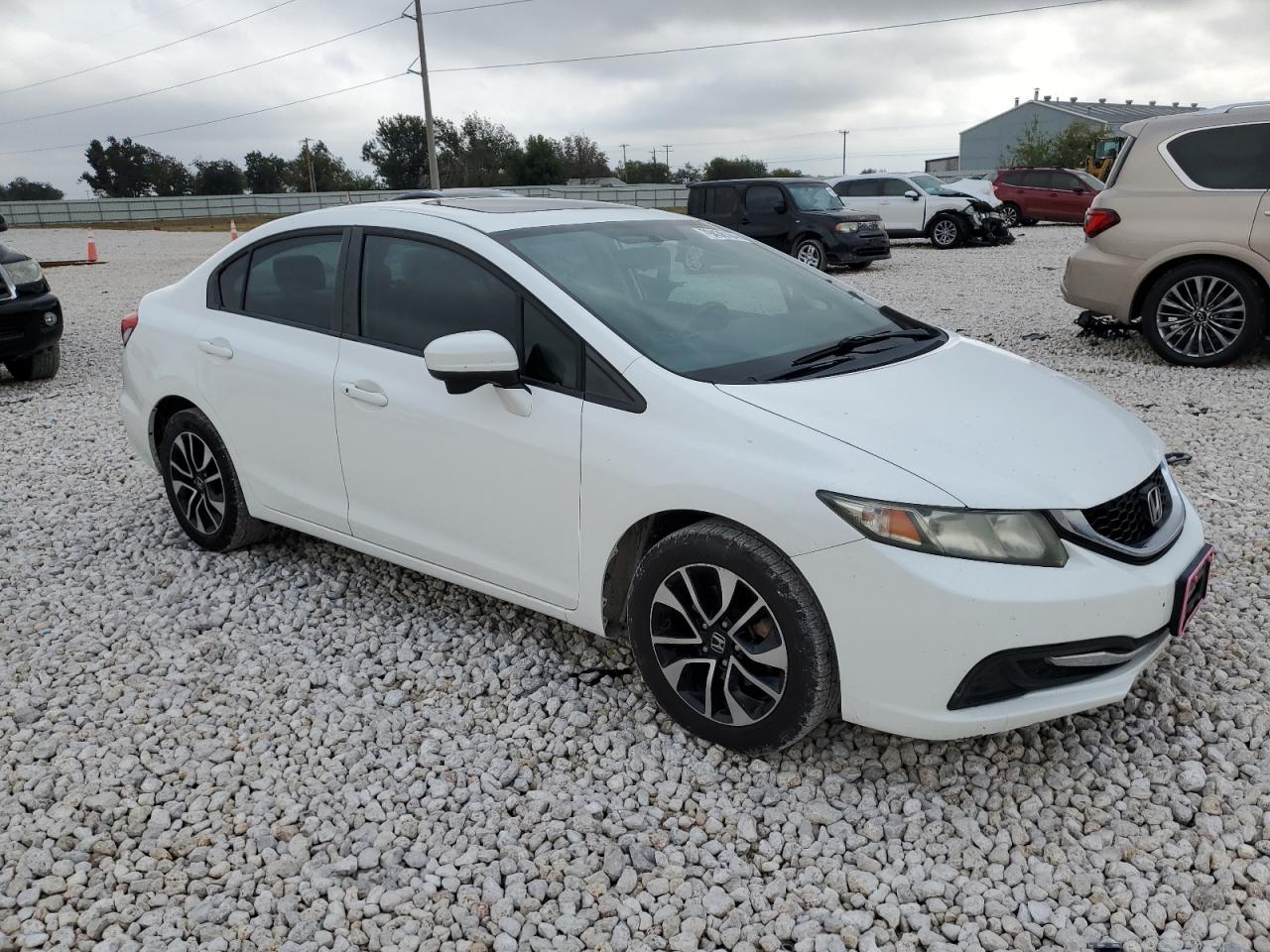 2015 Honda Civic VIN 19XFB2F84FE069464 Copart auction photo, hail damage thumbnail 4