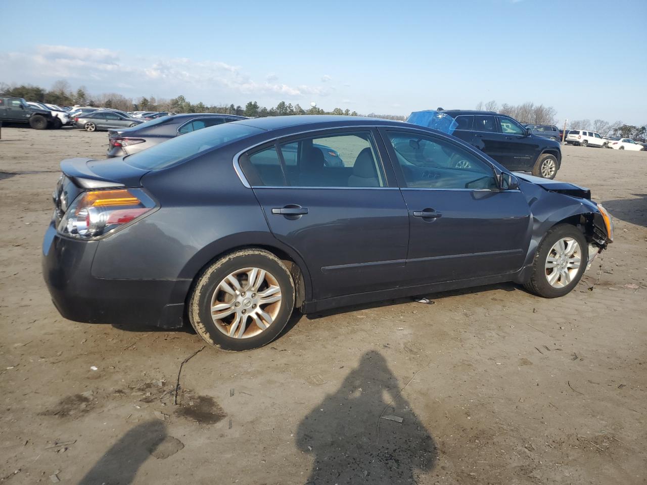 2011 Nissan Altima VIN 1N4AL2AP6BN473819 Copart auction photo, front end / minor dent/scratches damage thumbnail 3
