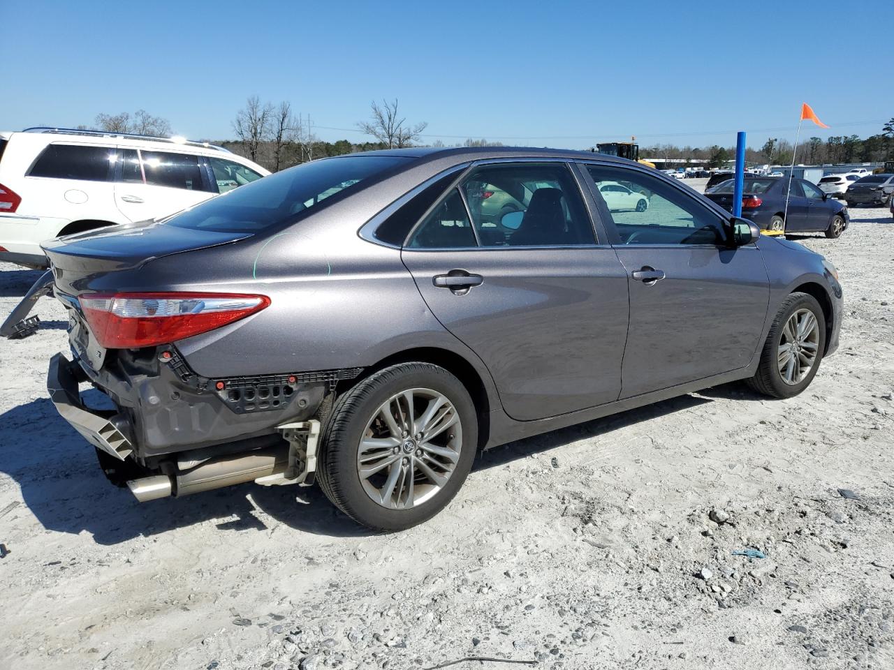 2015 Toyota Camry VIN 4T1BF1FK7FU478158 Copart auction photo, rear end damage thumbnail 3