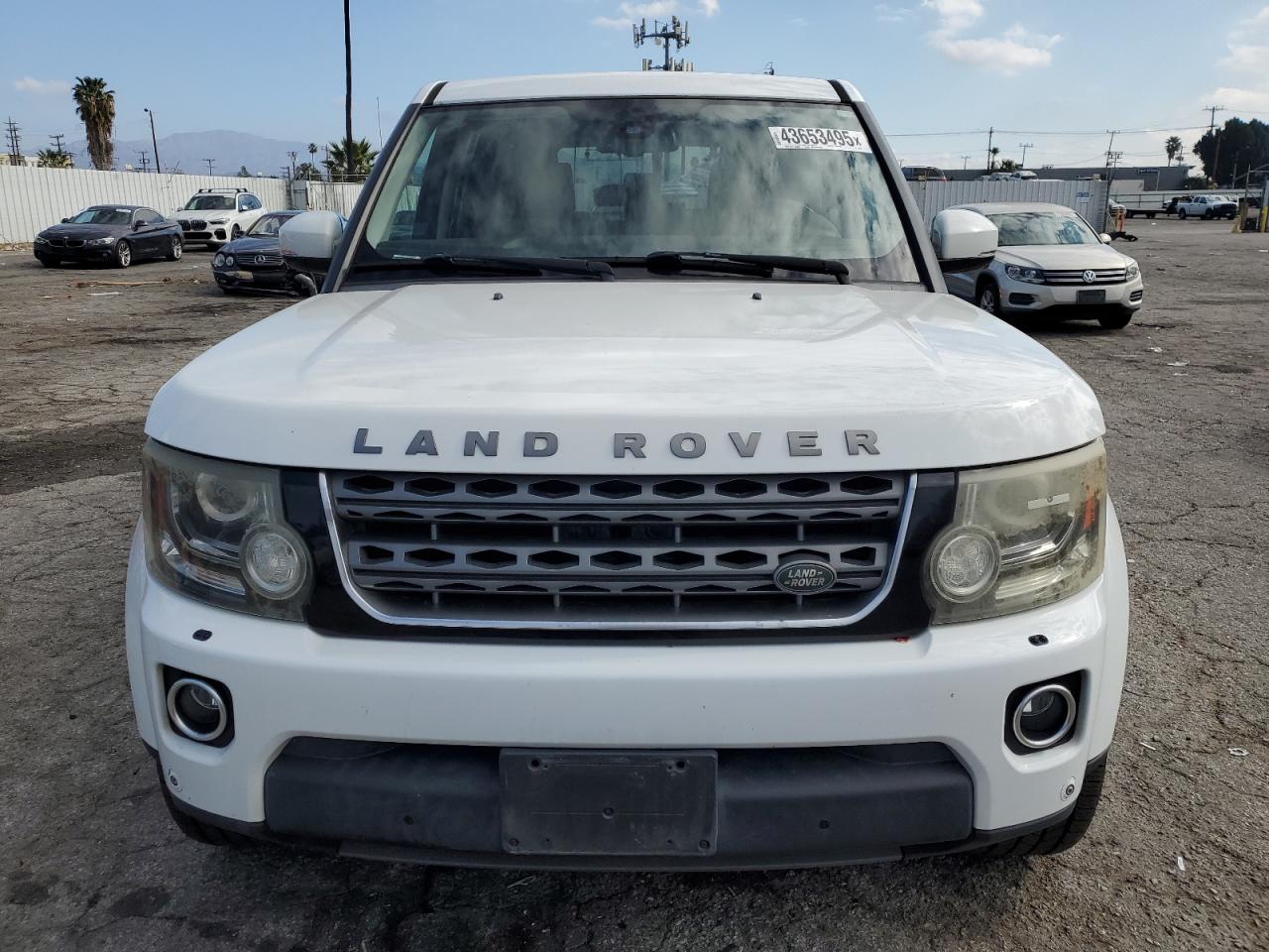2015 Land Rover LR4 VIN SALAG2V62FA747698 Copart auction photo, minor dent/scratches damage thumbnail 5
