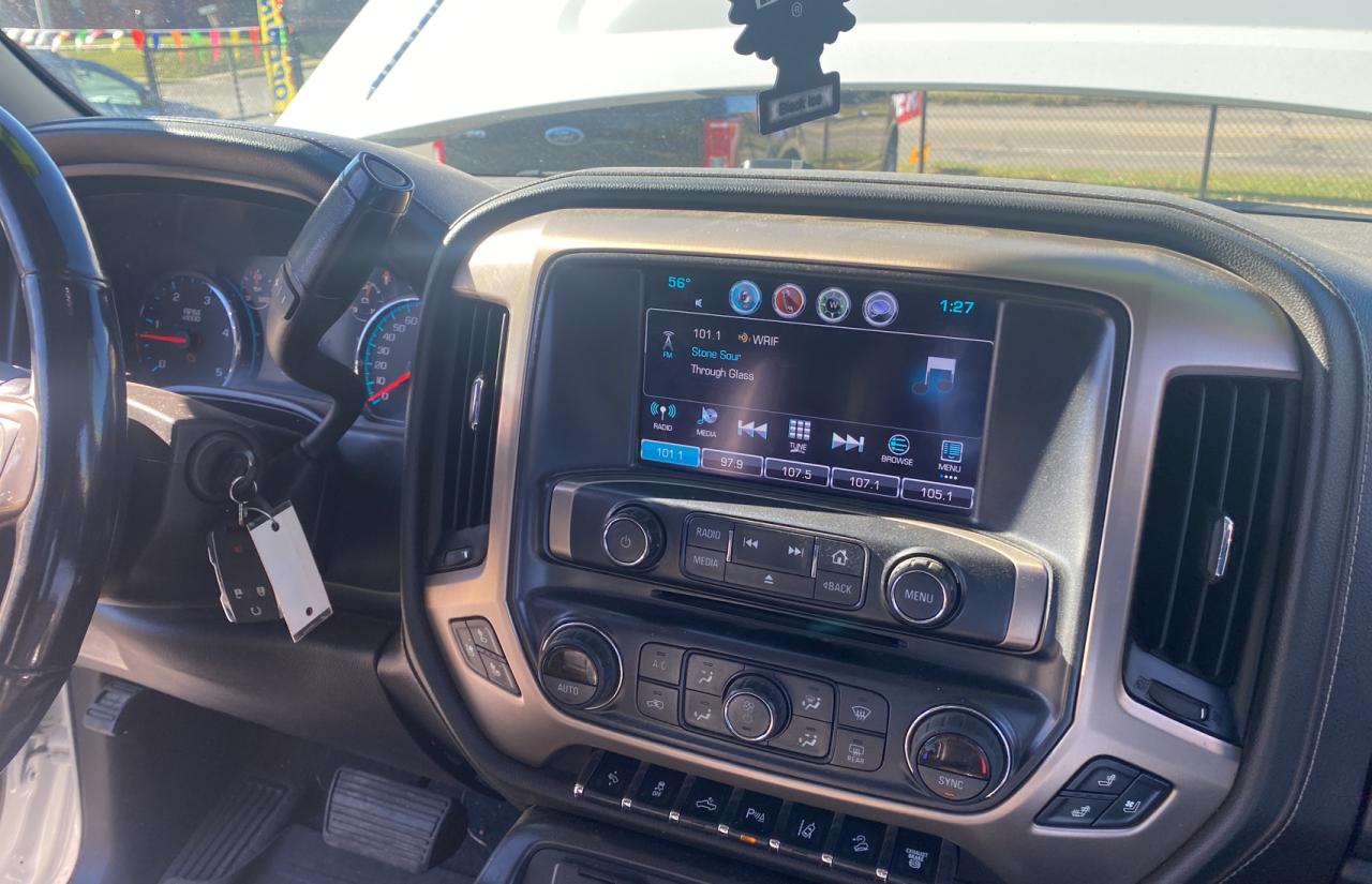 2019 GMC Sierra VIN 1GT12SEY3KF126085 Copart auction photo, minor dent/scratches / normal wear damage thumbnail 9