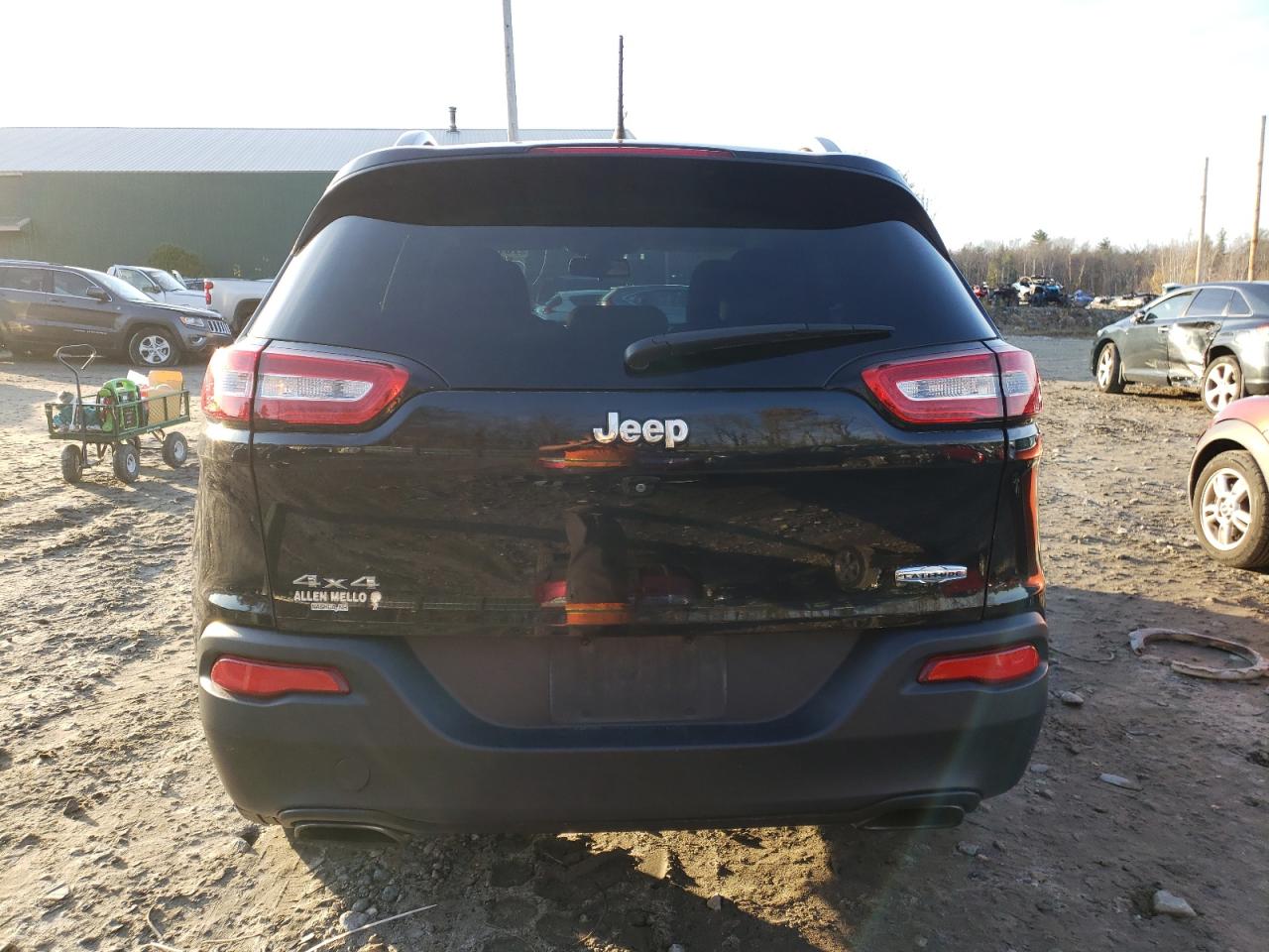 2015 Jeep Grand Cherokee VIN 1C4PJMCS0FW552717 Copart auction photo, front end / minor dent/scratches damage thumbnail 6