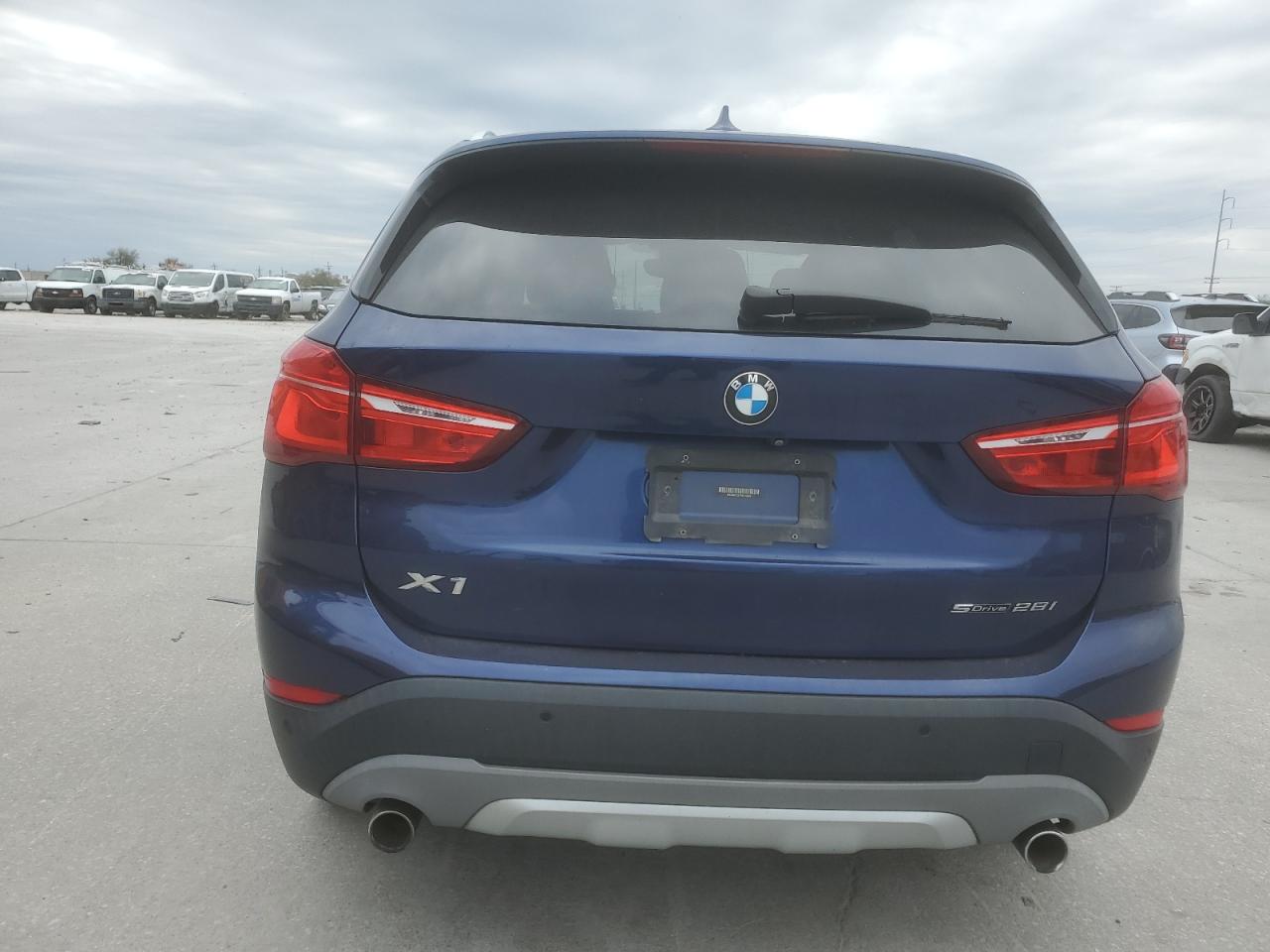 2019 BMW X1 VIN WBXHU7C51K5L09878 Copart auction photo, front end damage thumbnail 6