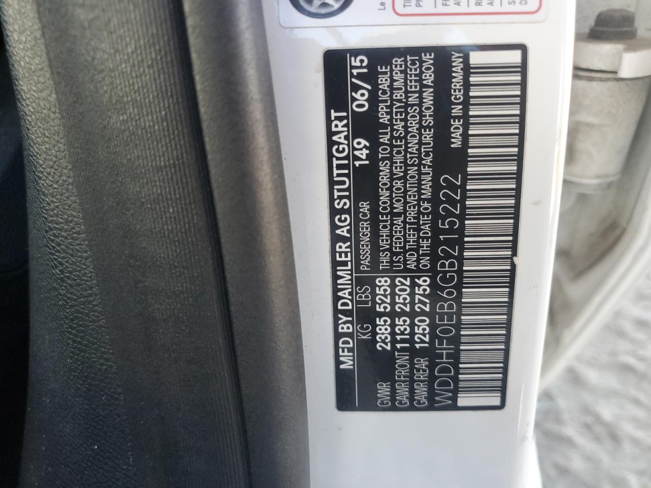 2016 Mercedes-Benz E-klasse VIN WDDHF0EB6GB215222 Copart auction photo, front end / minor dent/scratches damage thumbnail 12
