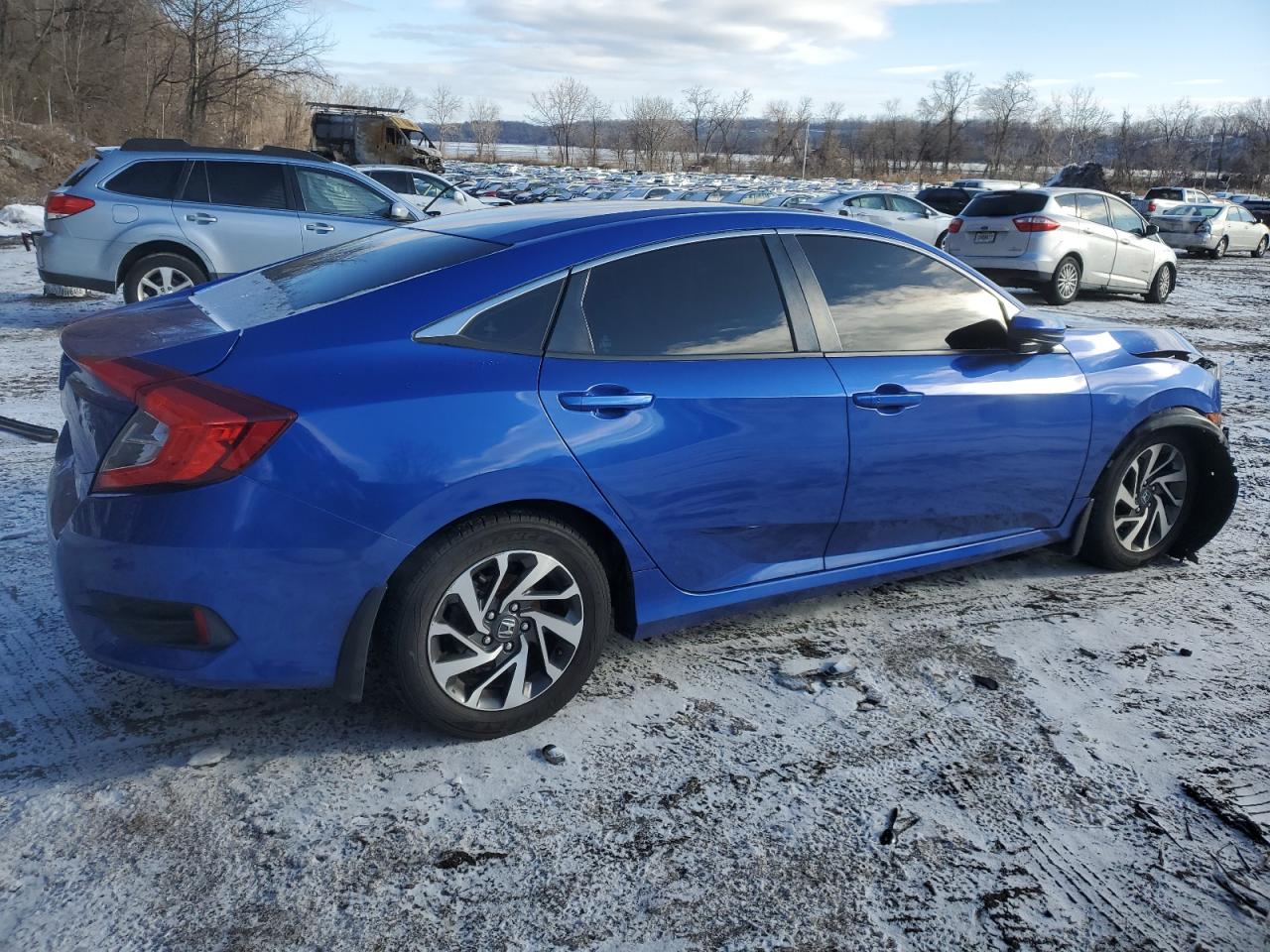 2016 Honda Civic VIN 19XFC2F79GE005720 Copart auction photo, all over / front end damage thumbnail 3