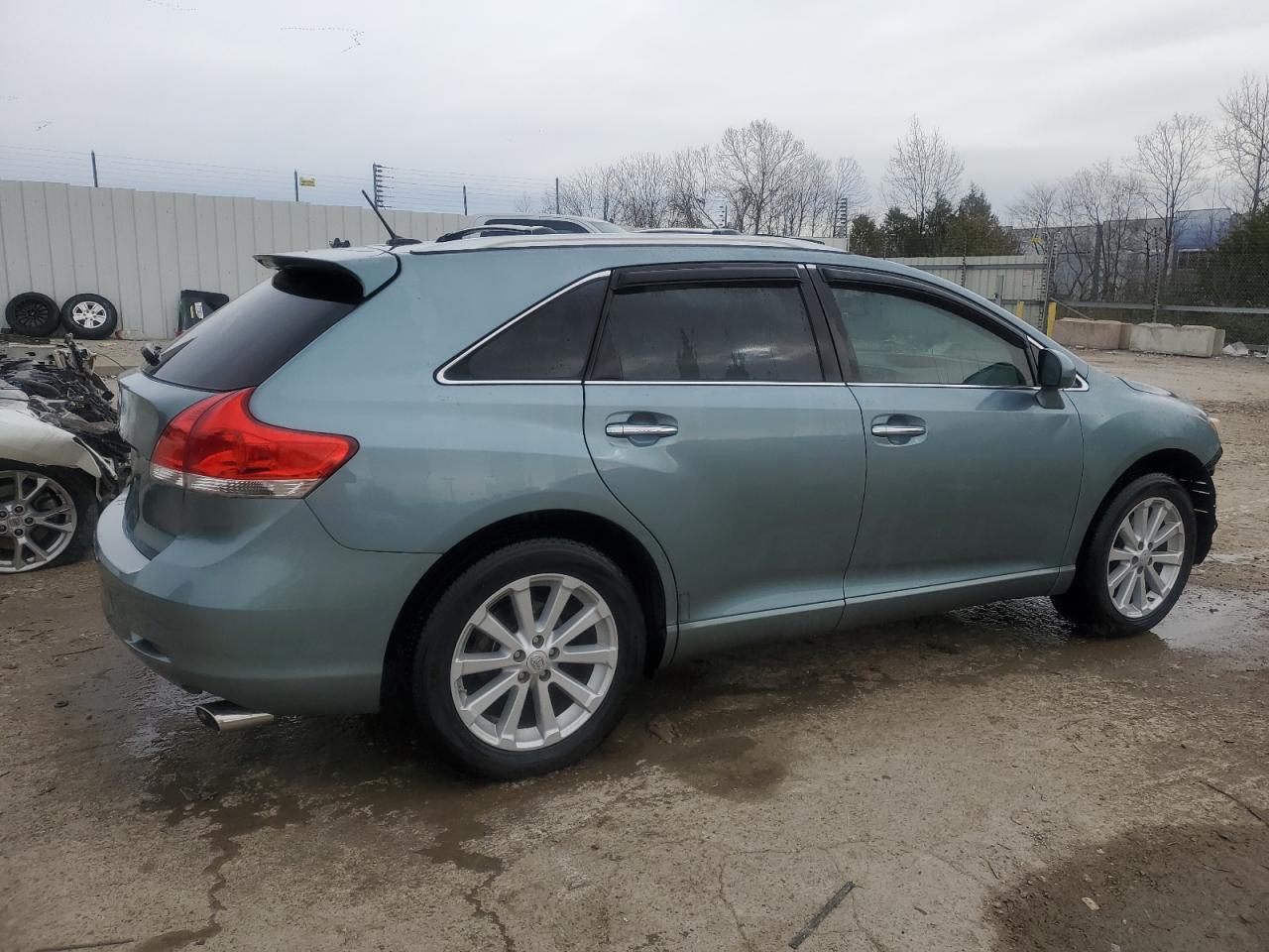 2010 Toyota Venza VIN 4T3ZA3BB3AU027288 Copart auction photo, side / front end damage thumbnail 3