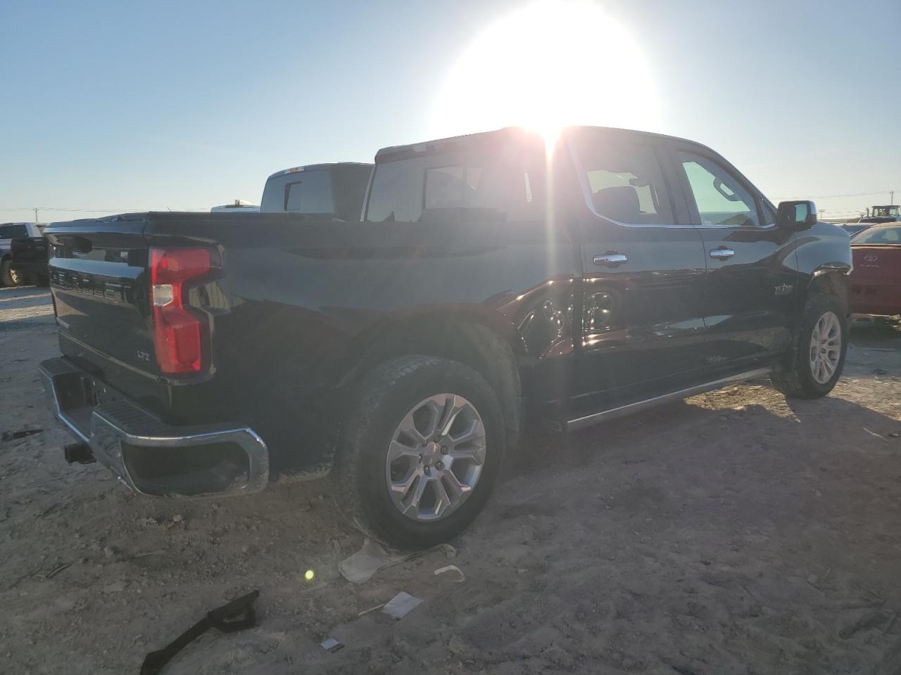 2023 Chevrolet Silverado VIN 3GCUDGE85PG123781 Copart auction photo, front end damage thumbnail 3