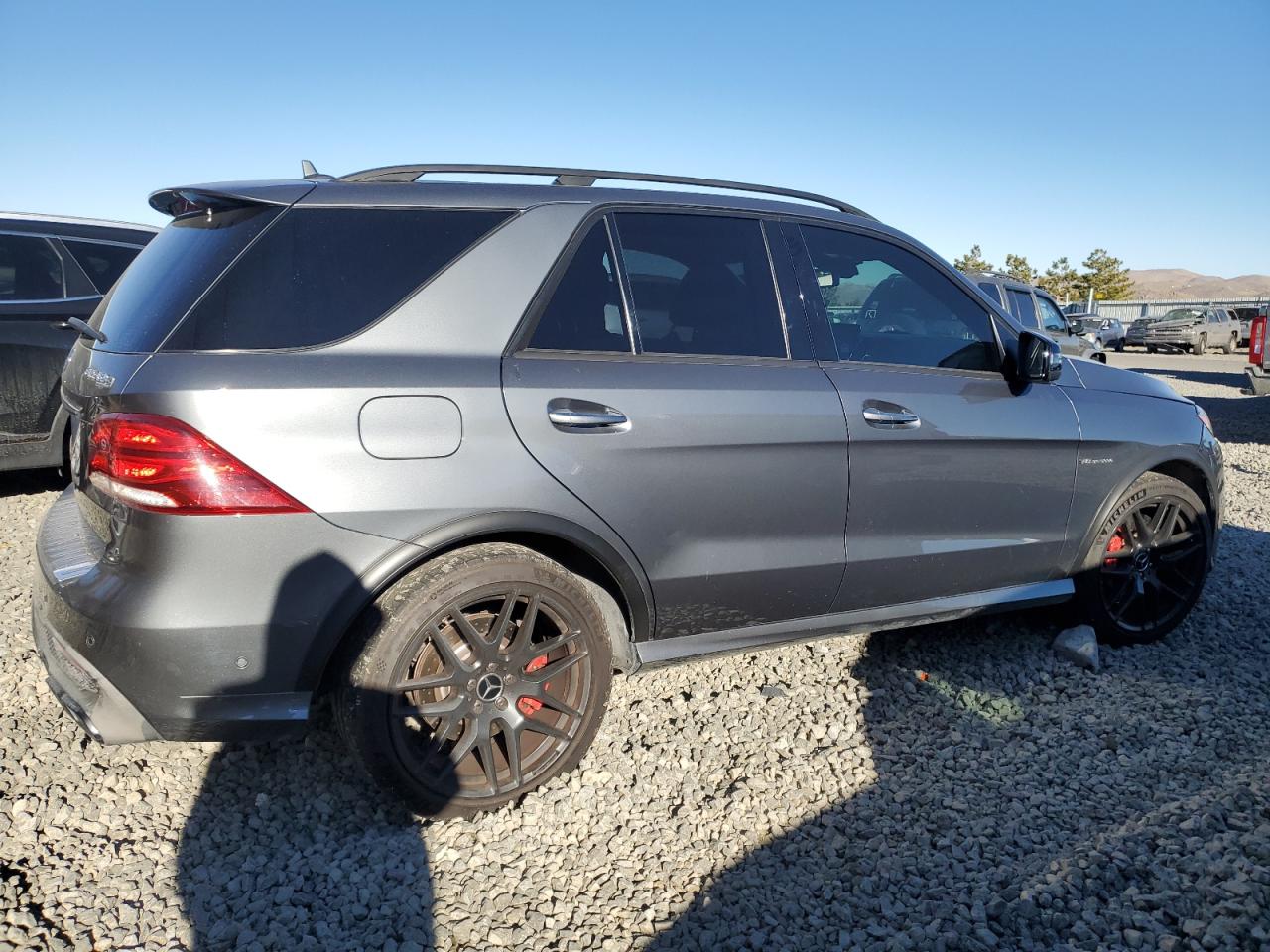 2017 Mercedes-Benz GLE VIN 4JGDA7FB0HA862684 Copart auction photo, minor dent/scratches damage thumbnail 3