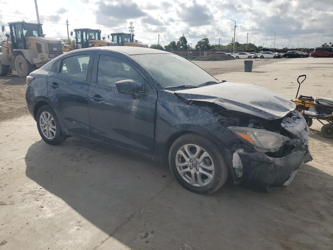 2017 Toyota Yaris VIN 3MYDLBYV4HY153679 Copart auction photo, all over damage thumbnail 4