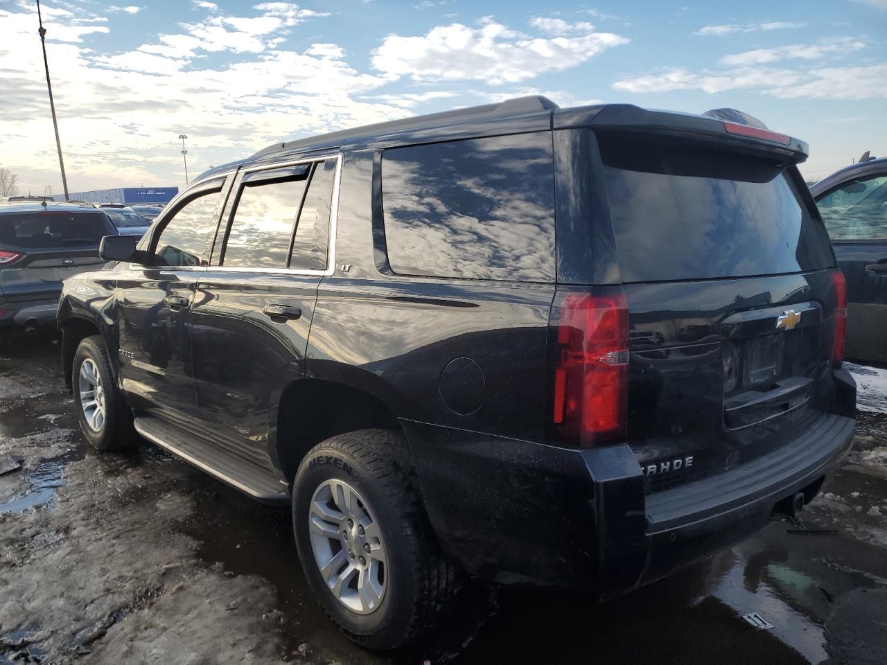 2020 Chevrolet Tahoe VIN 1GNSKBKC8LR152041 Copart auction photo, front end damage thumbnail 2